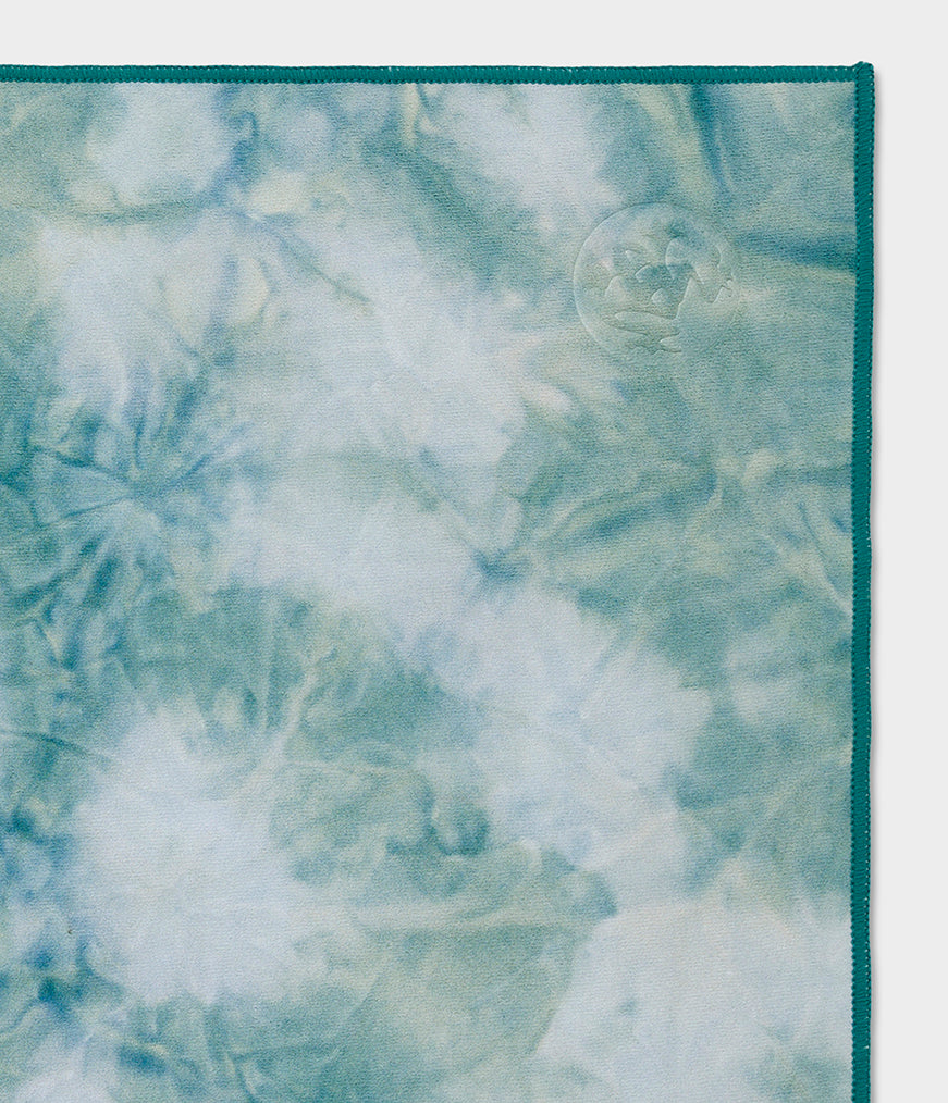 eQua® Yoga Hand Towel MANDUKA MANDUKA